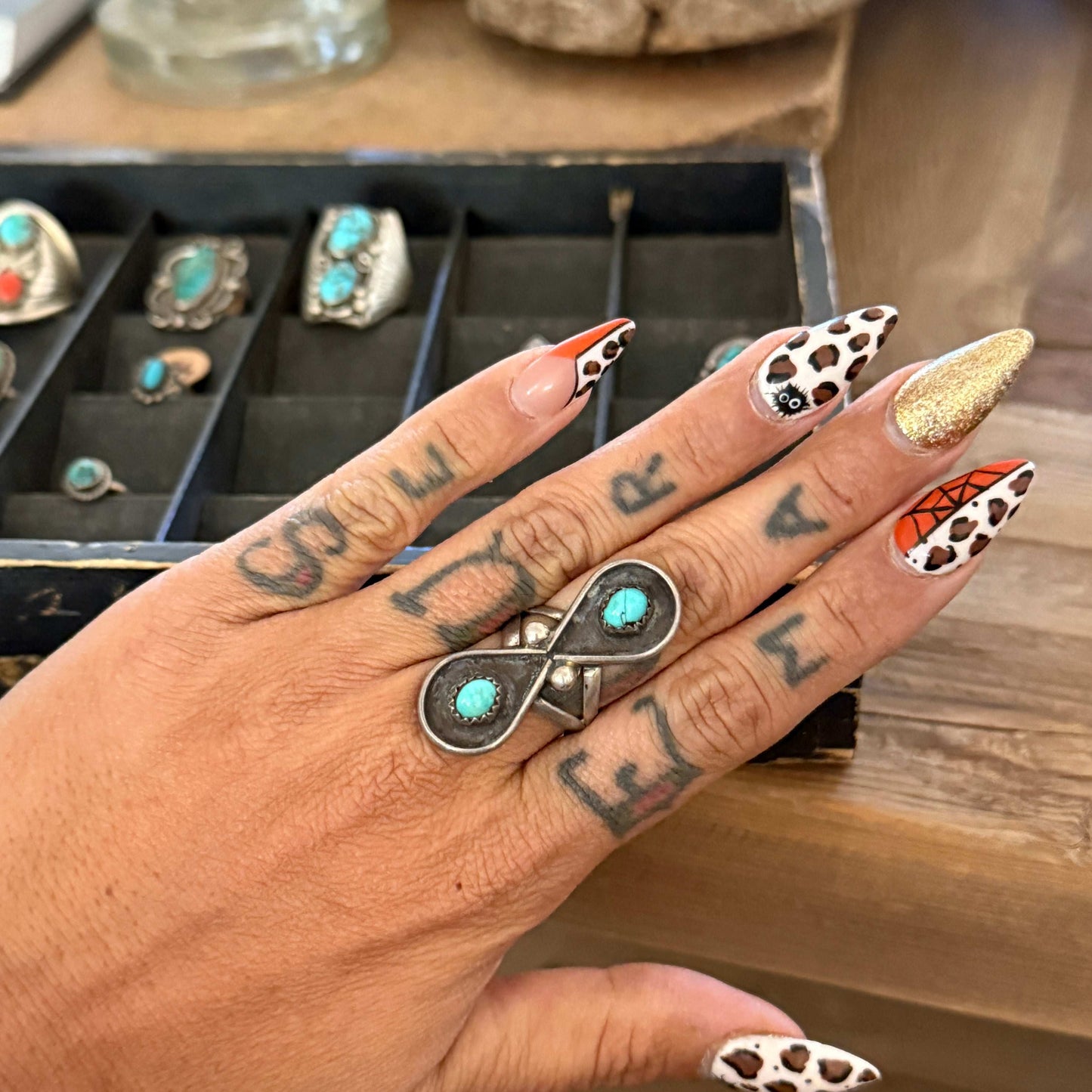 Size 7 Vintage Navajo Turquoise Ring