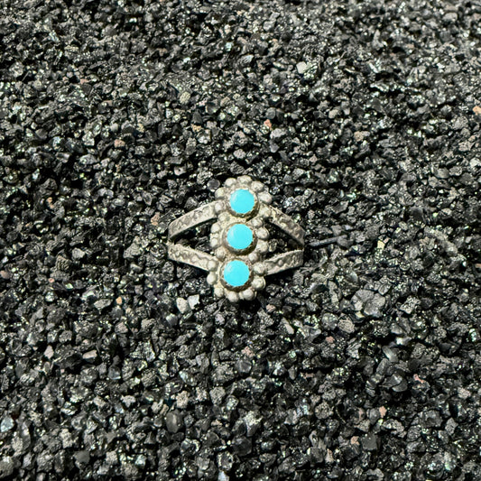 Size 4.5 Vintage Navajo Sterling Silver Turquoise Ring