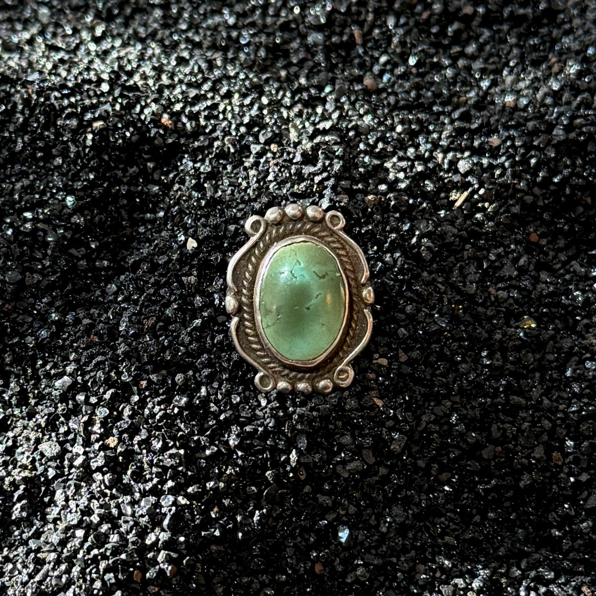 Size 7.75 Vintage Turquoise Silver Ring