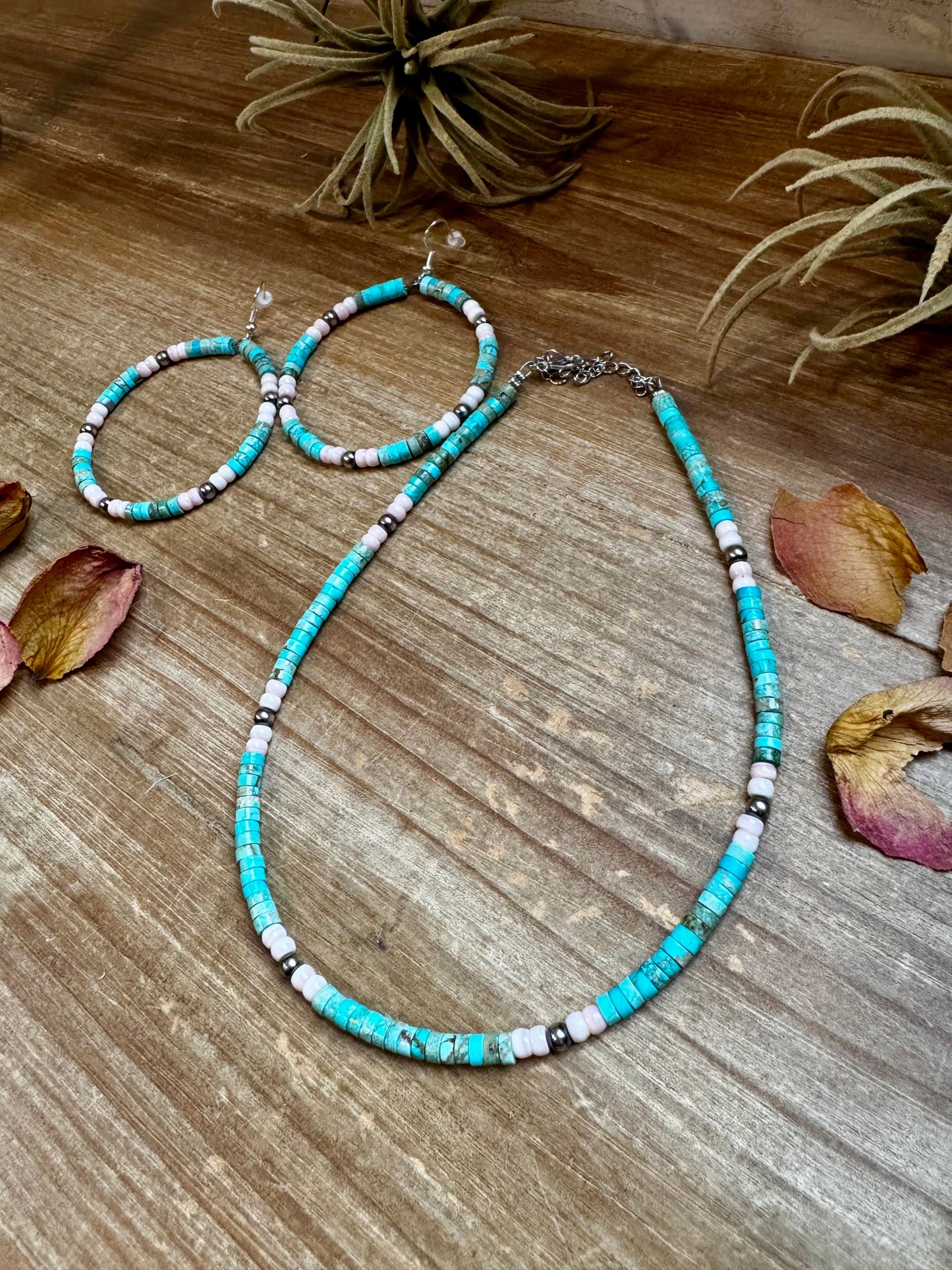 Variscite & Pink Conch Choker Necklace - 14”
