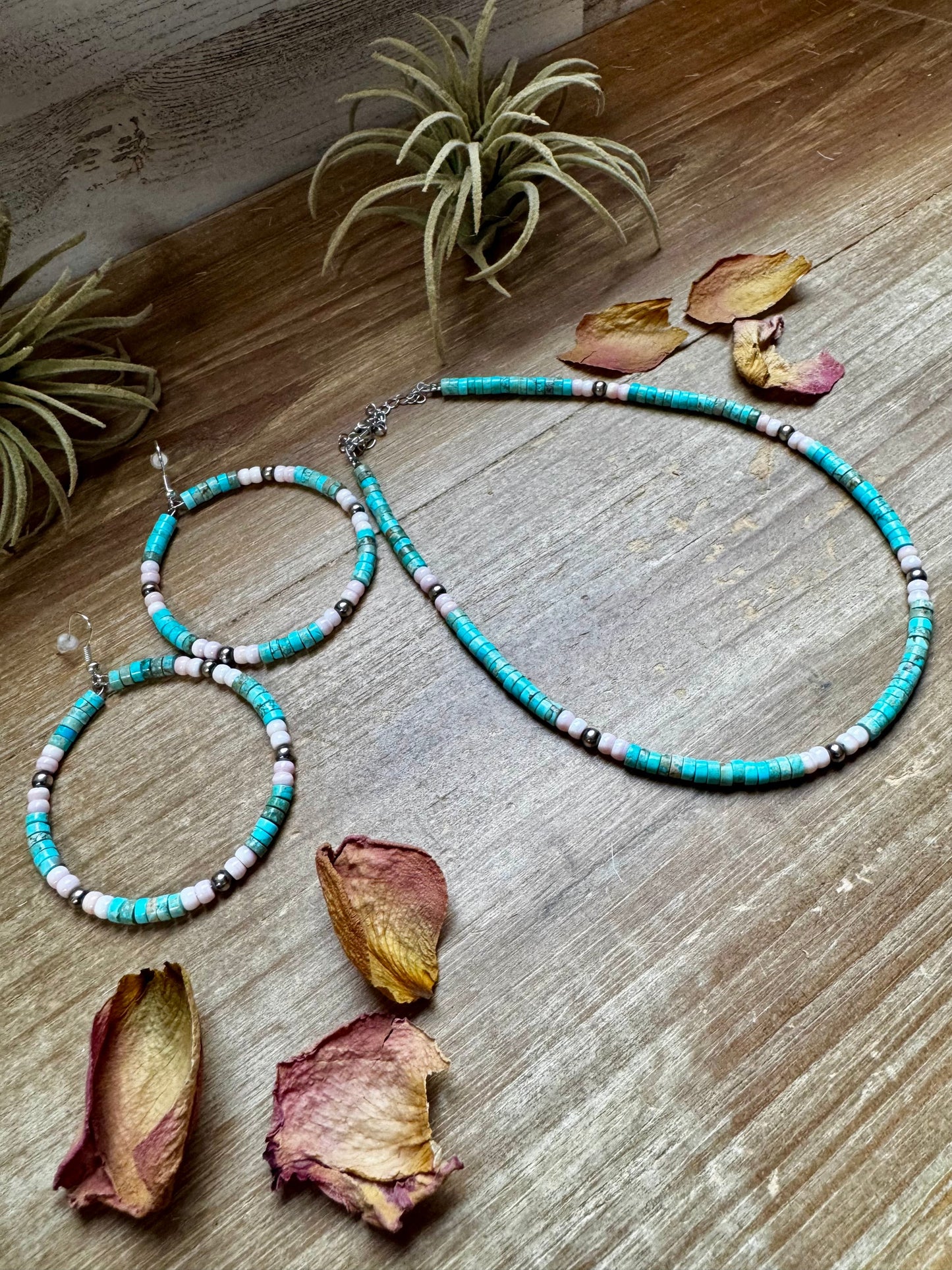 Variscite & Pink Conch Choker Necklace - 14”