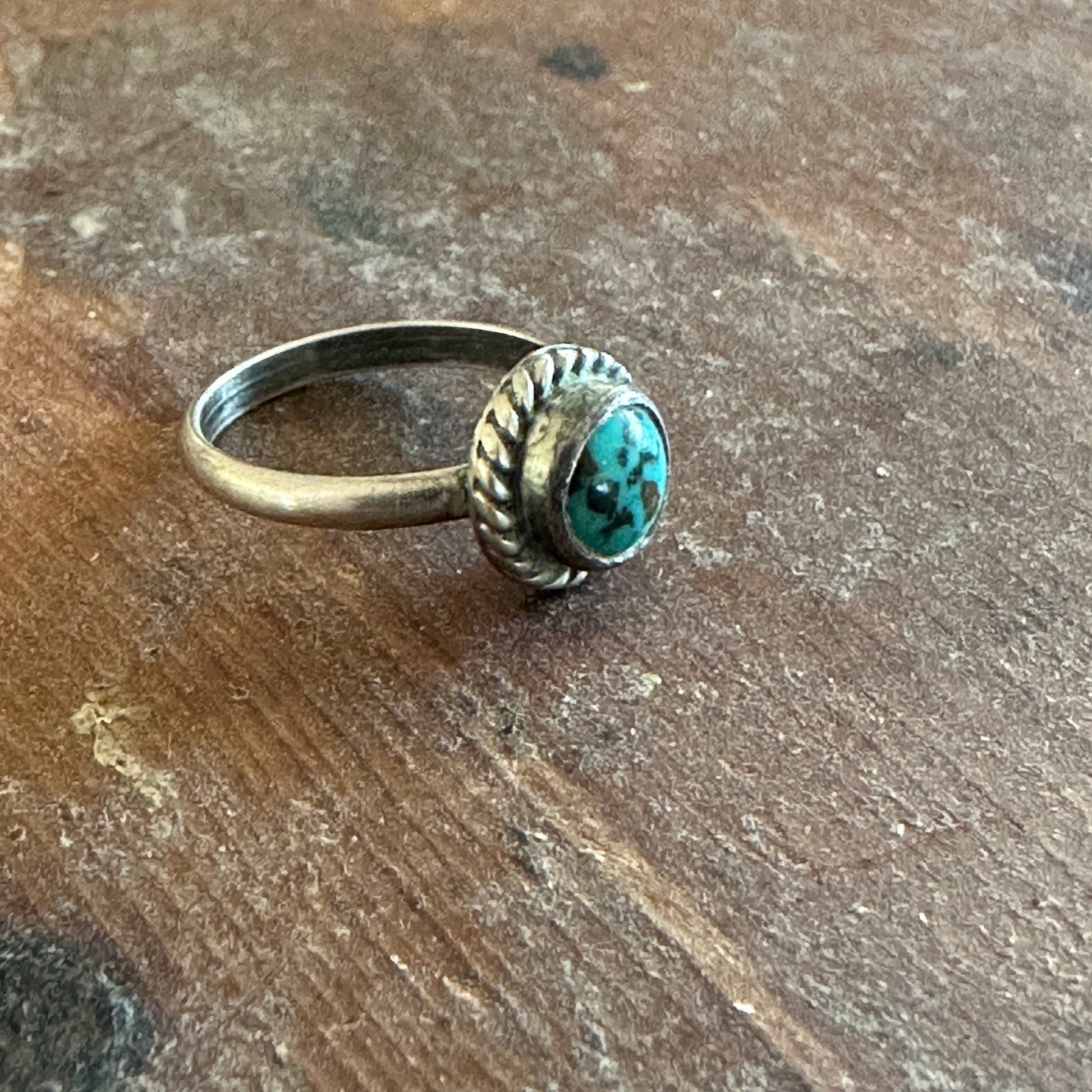 Size 3.5 Vintage Turquoise Sterling Silver Ring - High Voltage Ranch