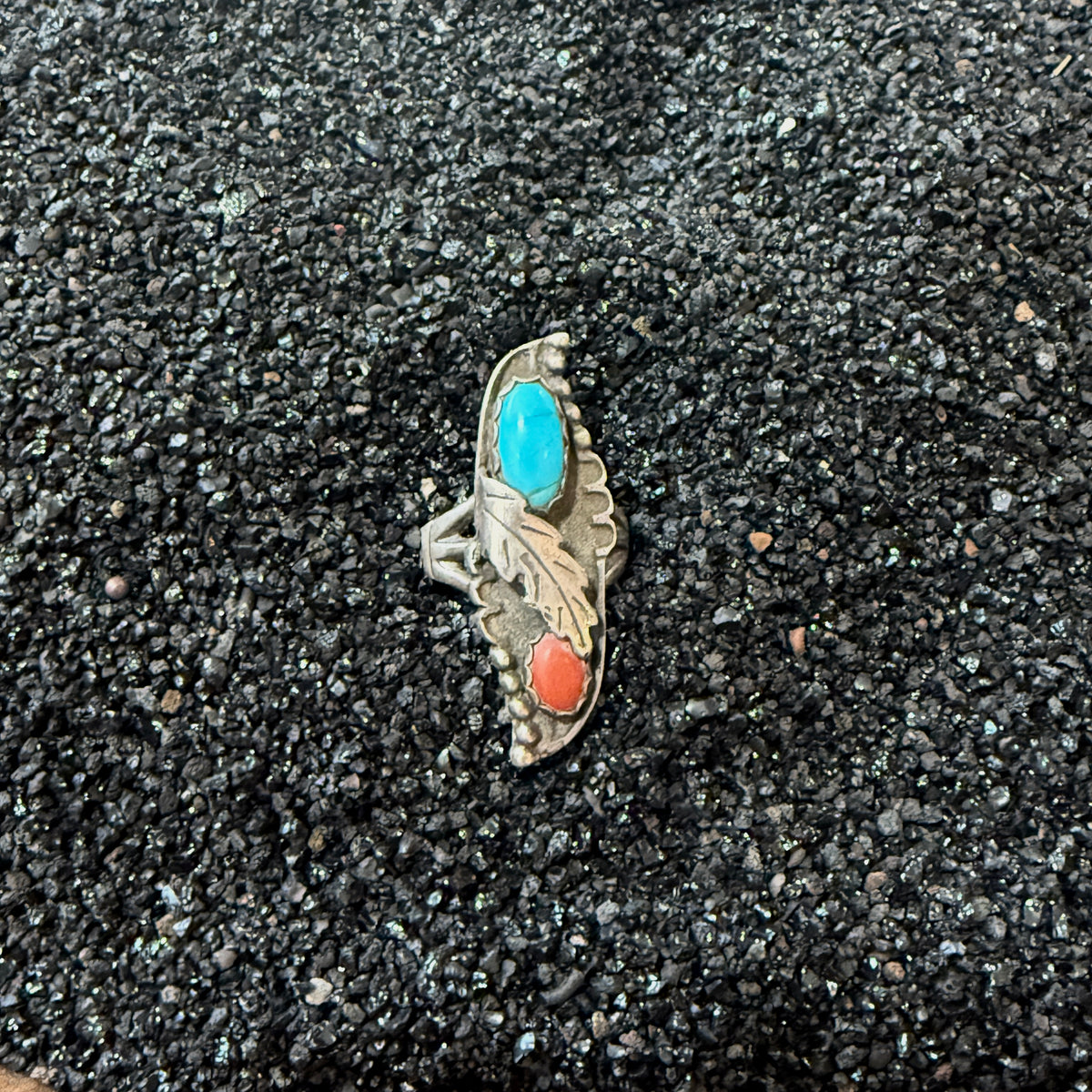Size 6.5 Vintage Navajo Turquoise Coral Ring
