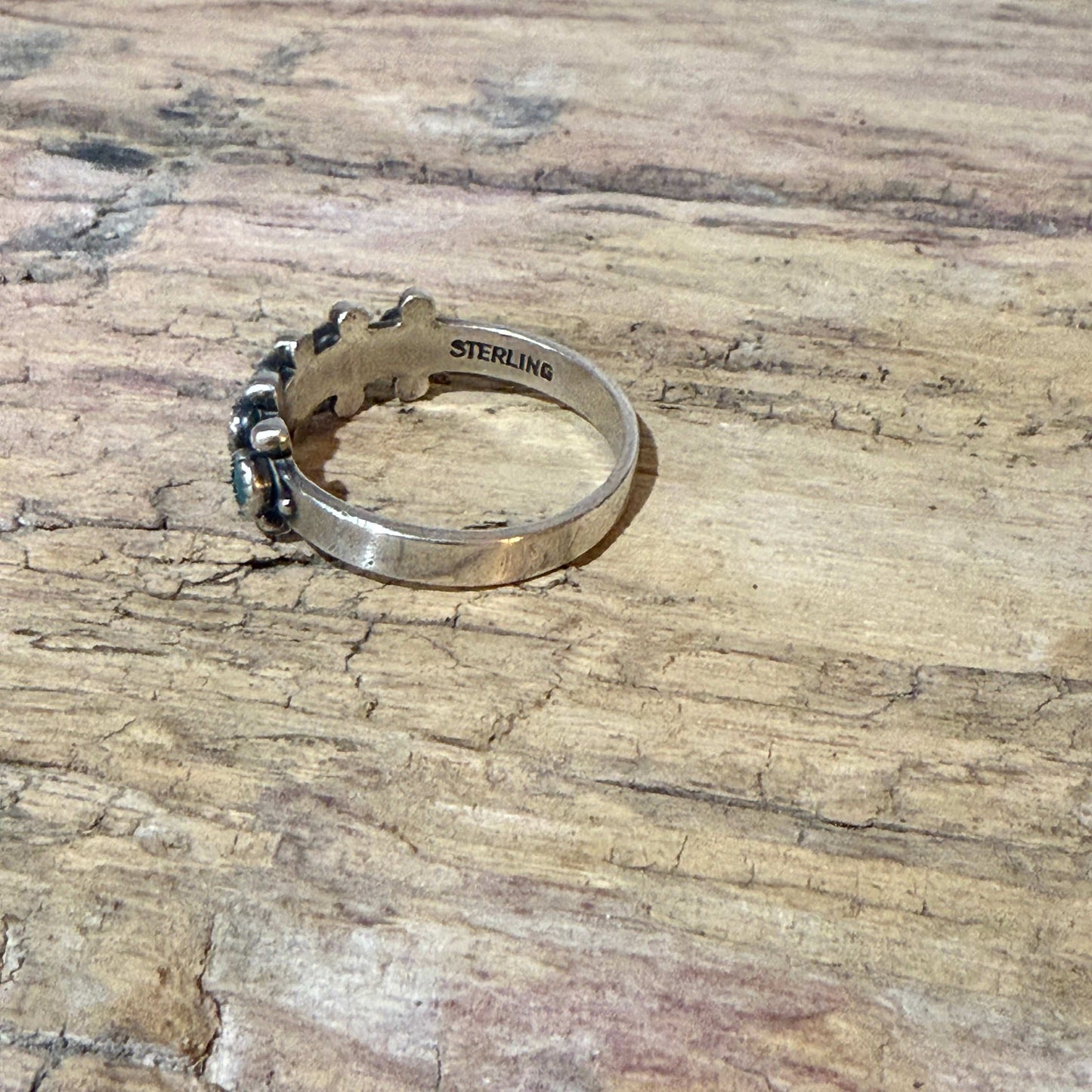 Size 9 Vintage Zuni Sterling Silver Turquoise Ring