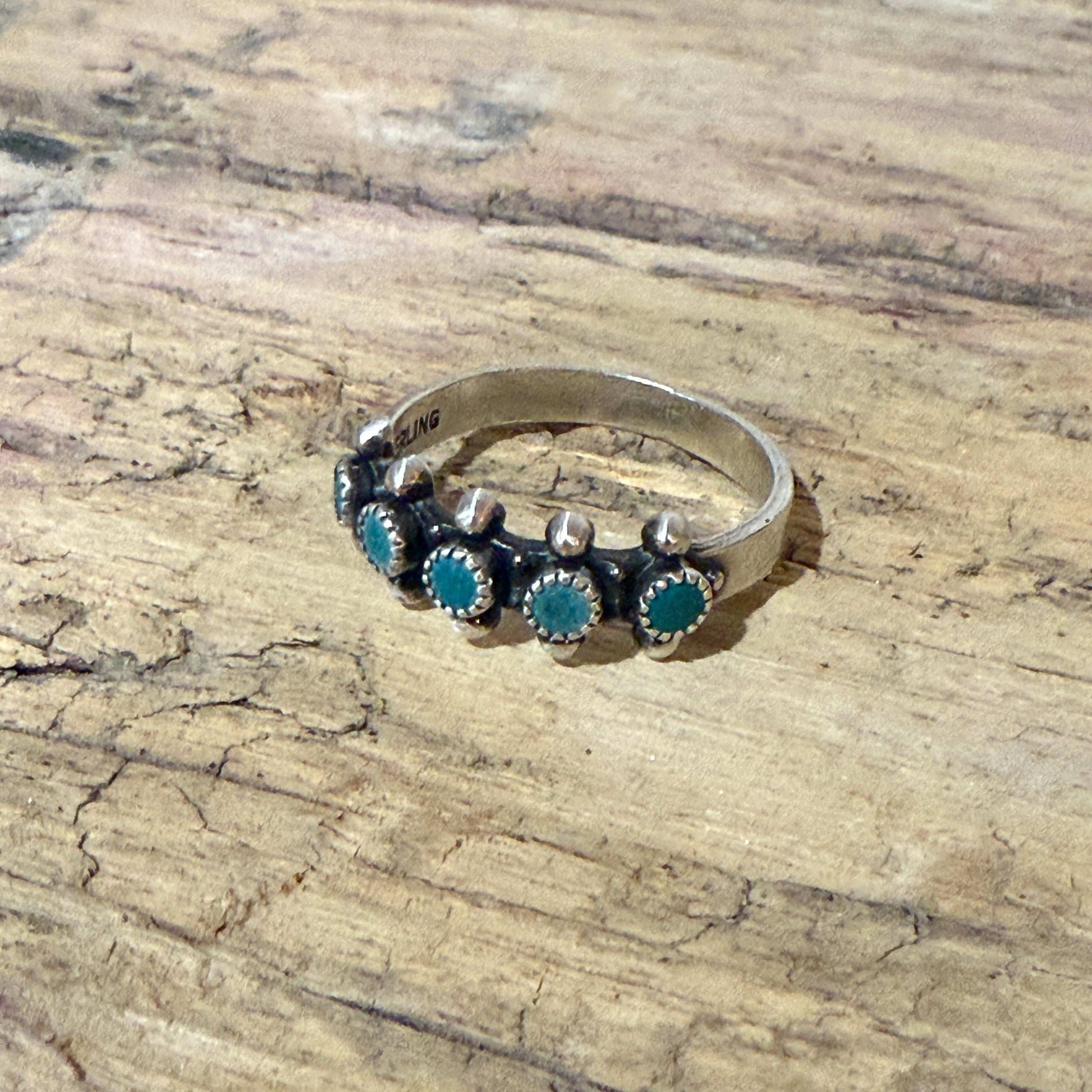 Size 9 Vintage Zuni Sterling Silver Turquoise Ring