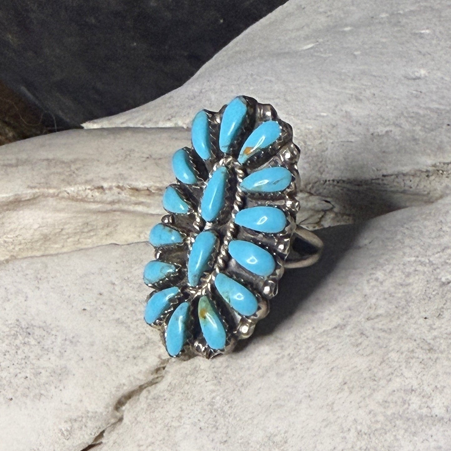 Size 7 Turquoise Cluster Ring