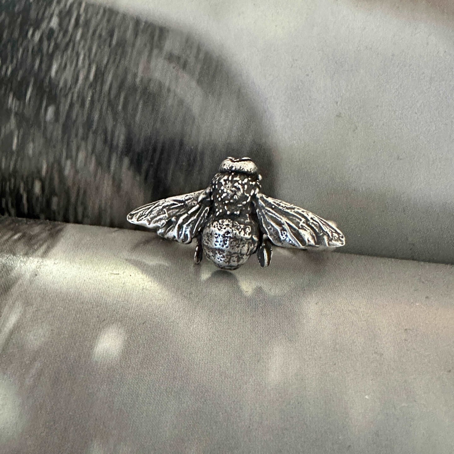 Size 8 Sterling Silver Bee Ring